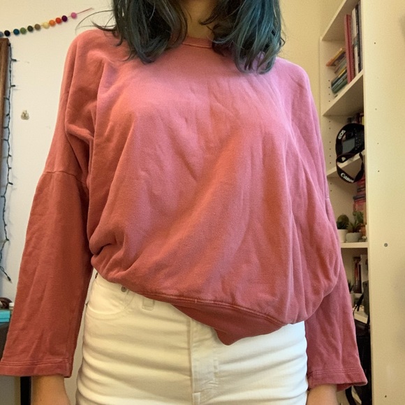 rivet & thread sweatshirt - Picture 2 of 4